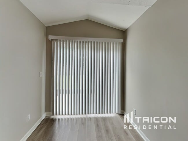 Building Photo - 7733 Wood Stream Dr