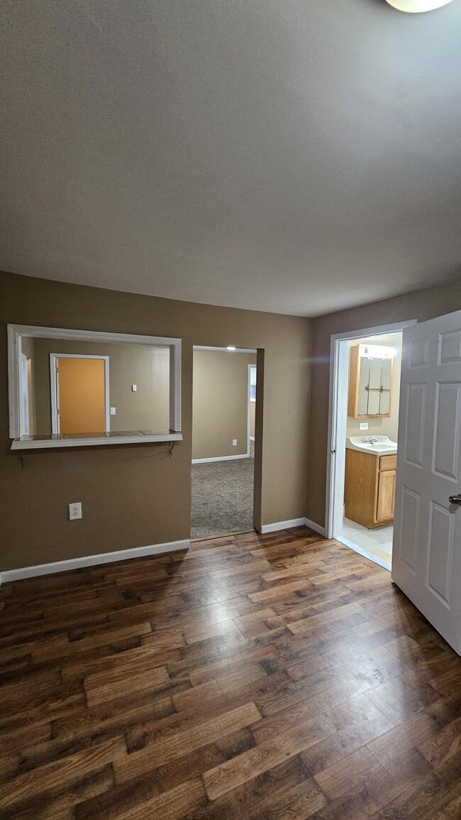 Dining Hallway - 114 W Oneida St