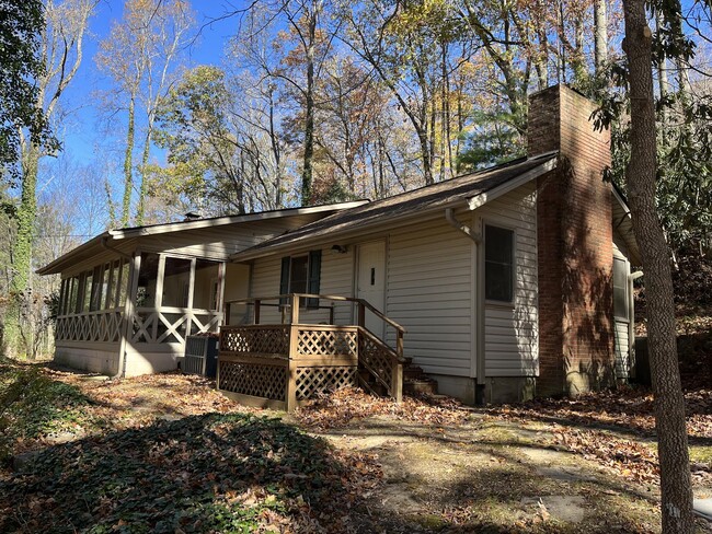 Primary Photo - 901 Davis Mountain Rd