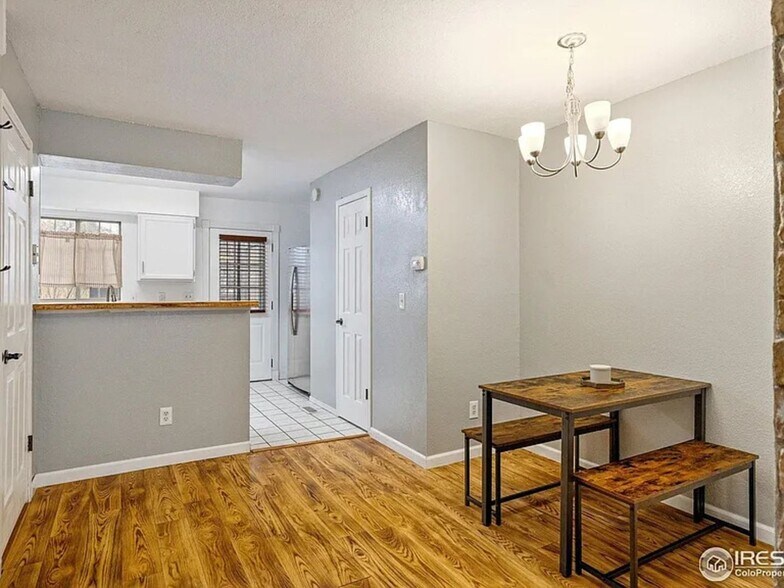 Building Photo - 11951 E Kepner Dr