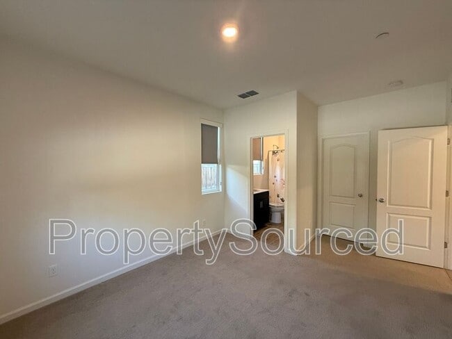 Building Photo - 2920 Reyva Dhillon Ln