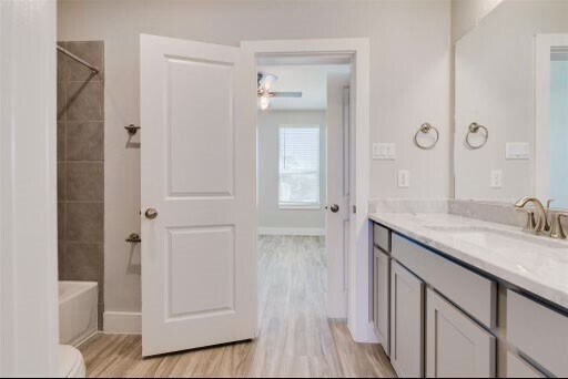 Building Photo - 1741 Cove Cres Ct