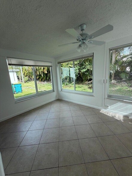 Building Photo - 1707 NW 46th St