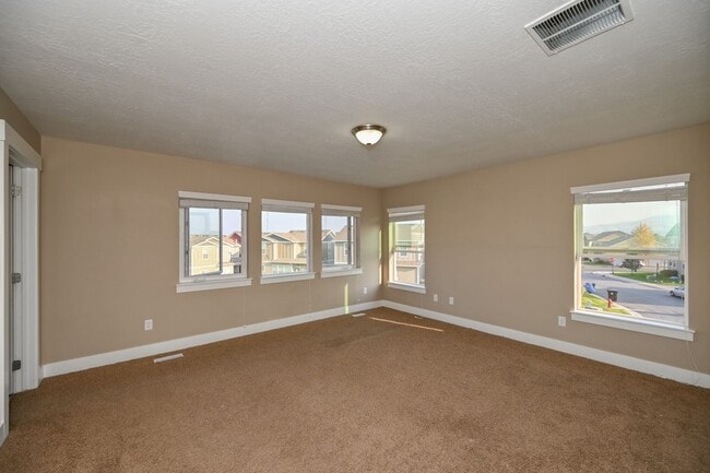 Building Photo - 13078 S Elm Hollow Ct