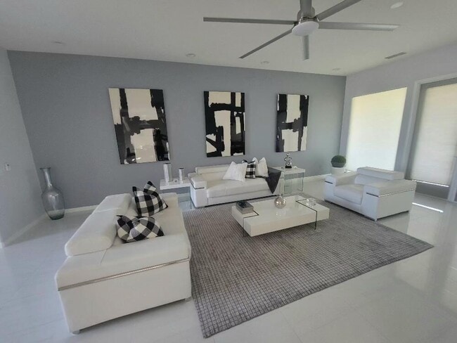 Building Photo - 5 Curie Ct