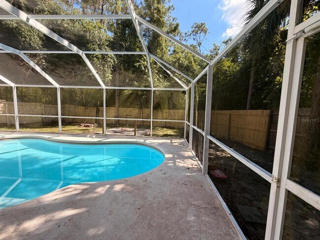 Building Photo - 4703 Alexis Dr