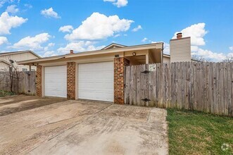Building Photo - 2737 Countryside Ln