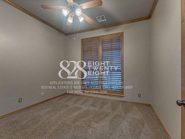 Building Photo - Stunning 3 Bed/3 Bath Home in Auburn Meadows Gated Community