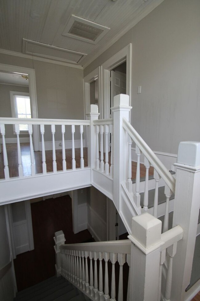 Building Photo - Exclusively Offered By Muse Realty Rentals, LLC