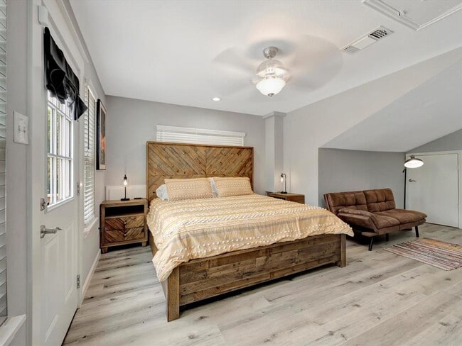 Building Photo - 5346 Apple Blossom Ln