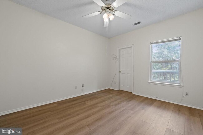 Building Photo - 4405 Fair Stone Dr