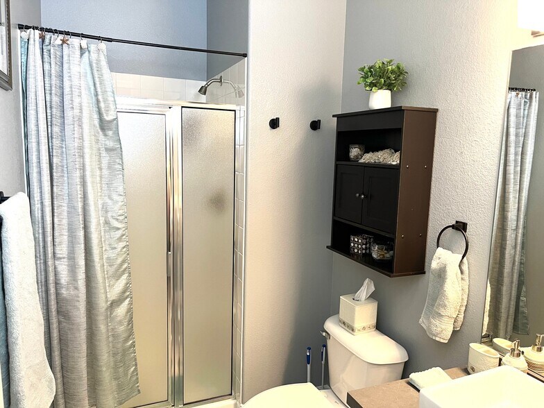 Building Photo - 7729 Villa Gabriela Ave