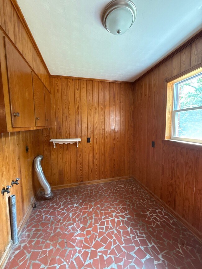 Building Photo - 14907 TN-59