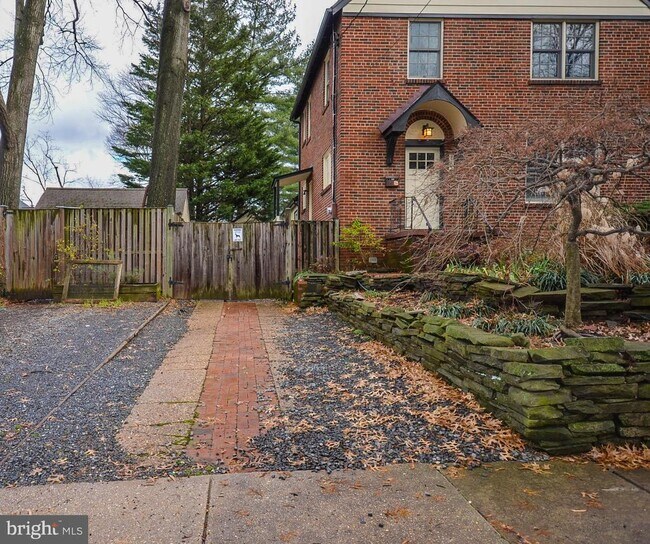 Primary Photo - 7205 46th St