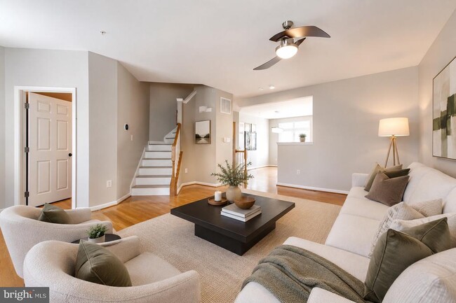 Building Photo - 1739 Theale Way