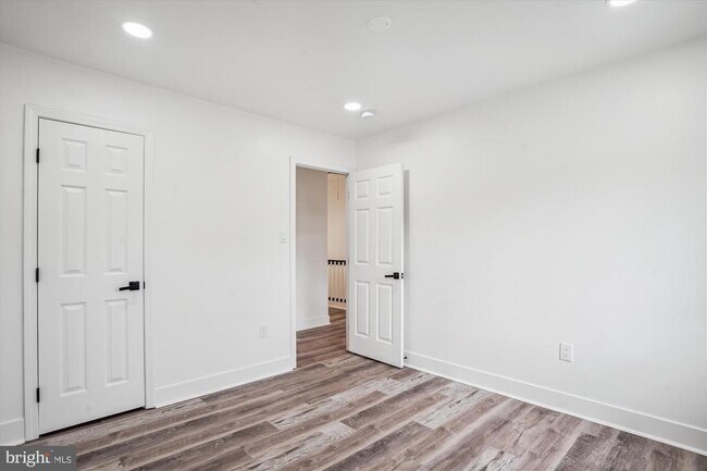 Building Photo - 8648 Watershed Ct
