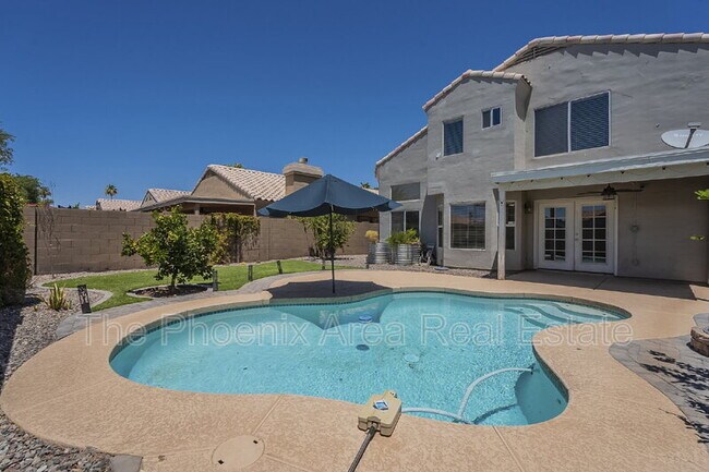 Primary Photo - 1441 W Shellfish Dr