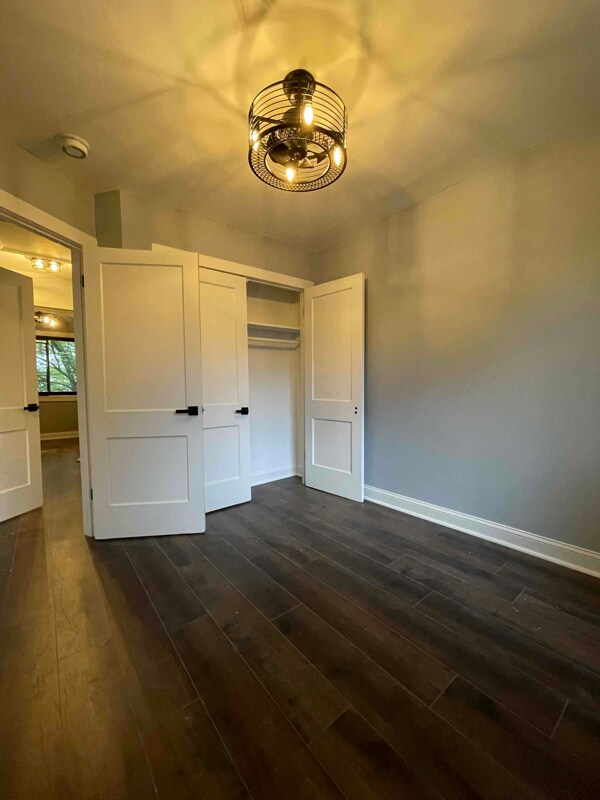 Building Photo - 2256 Mt View Pl SE