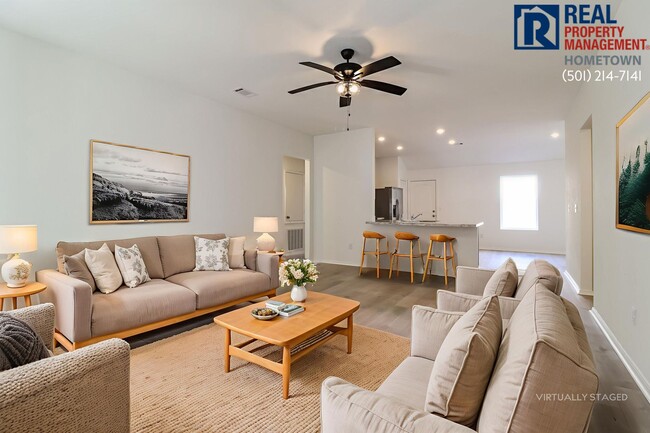 Building Photo - 1495 Meadows Dr