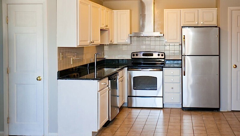 Primary Photo - 15 Murdock St