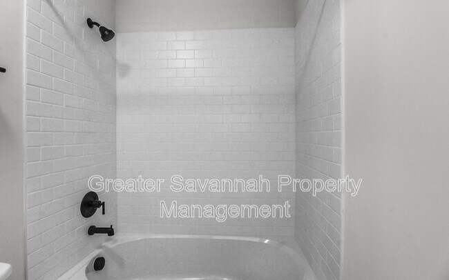 Building Photo - 109 Sweetwood Cir