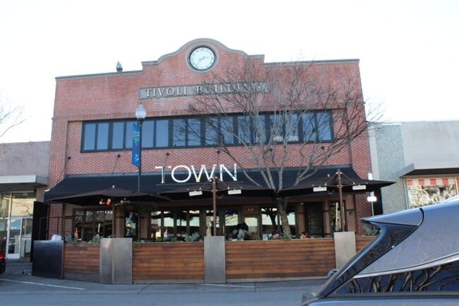 Building Photo - Newer Construction 2 Bedroom 2 Bath Home 2...