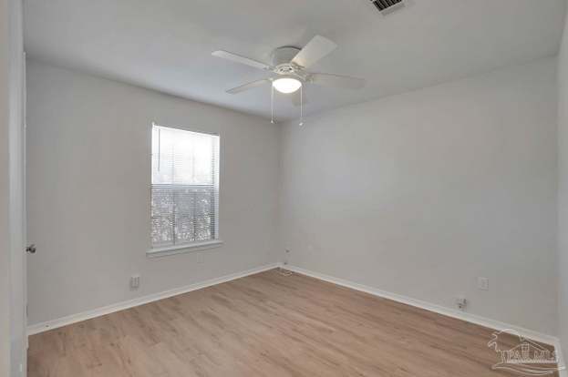 Building Photo - 10601 Silver Creek Dr