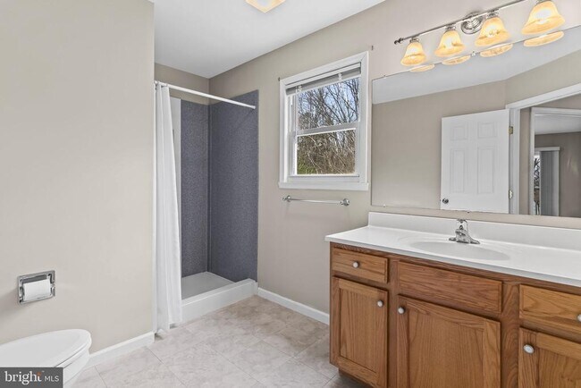 Building Photo - 25001 Half Pone Point Rd