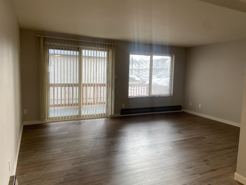 Primary Photo - 14409 8th Ave SW