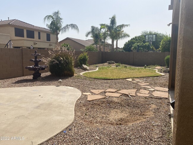 Building Photo - 5171 W Karen Dr