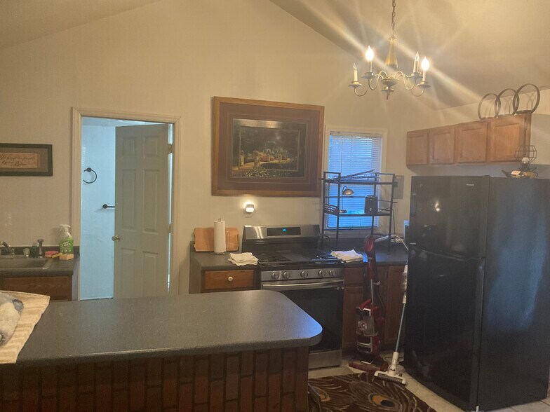 Building Photo - 5921 Crepe Myrtle Ct