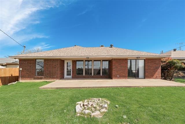 Building Photo - 9625 Cherry St