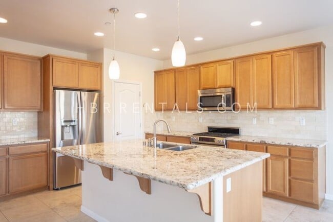Building Photo - Questa Village - Mountain House- Spacious ...