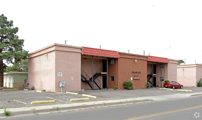 Primary Photo - Pal-Kat Apartments