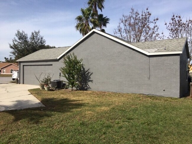 Building Photo - Single Family Home - Orlando