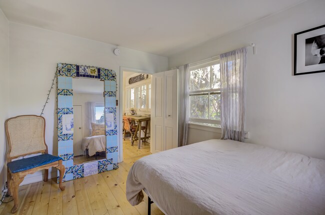 Bedroom 2 - 3626 Veteran Ave