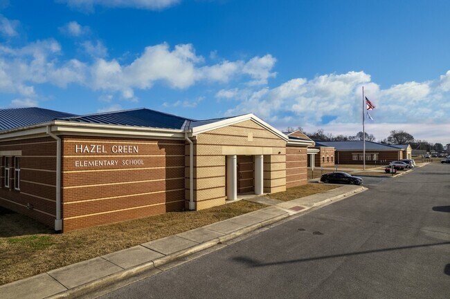 Building Photo - 182 Cherry Laurel Dr