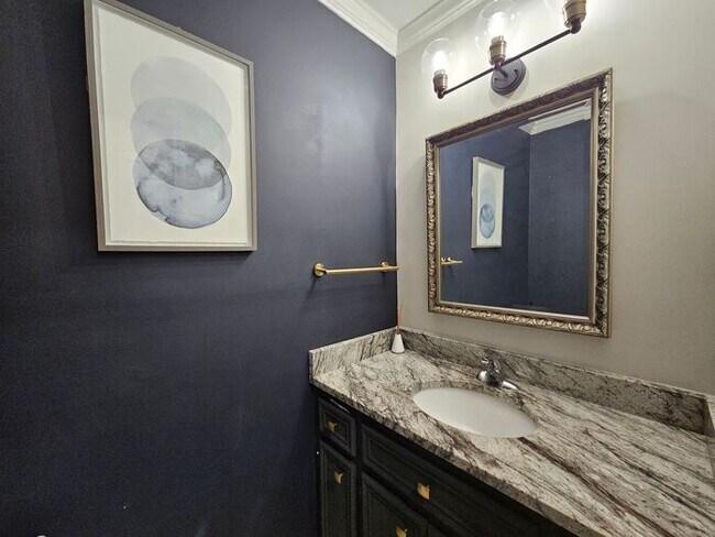 Building Photo - Gillcreek at Forest Lake