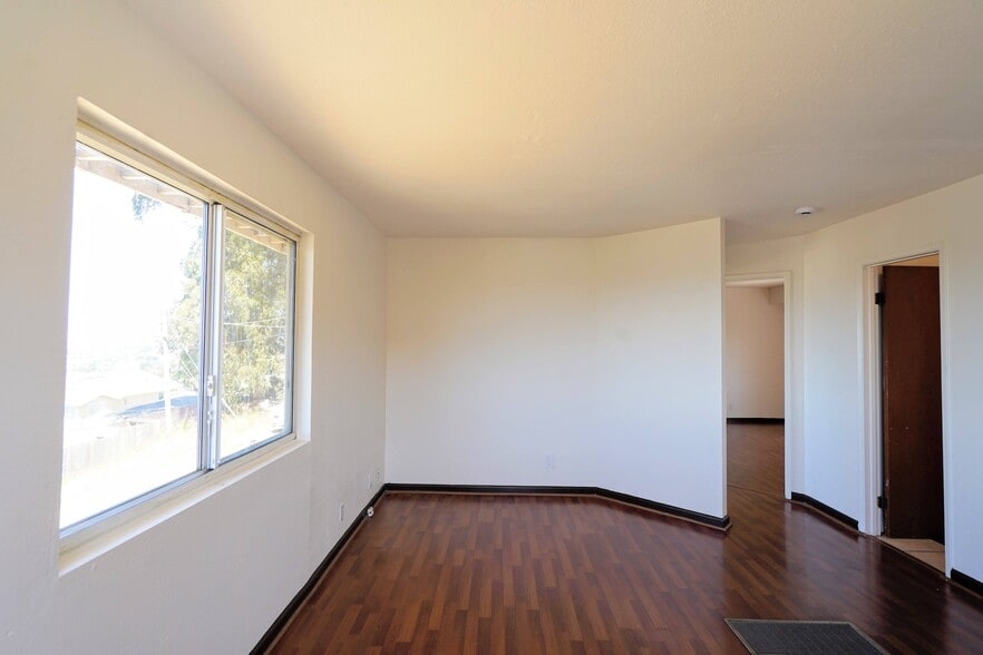 Building Photo - 2133 166th ave