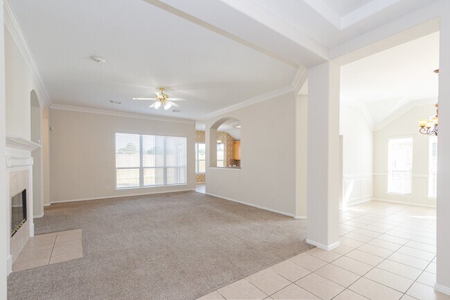 Building Photo - 4319 Dow Way