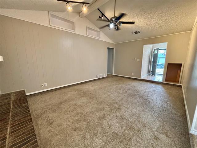 Building Photo - 337 Apache Trail