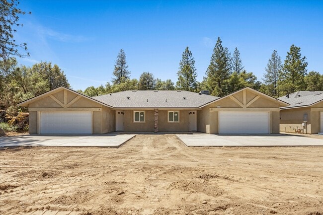 Primary Photo - 40484 Bollinger Pl