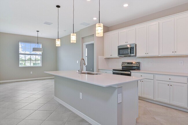 Building Photo - NEW CONSTRUCTION - 2/2 + Loft & 1 Car Garage in Ibis Landing!