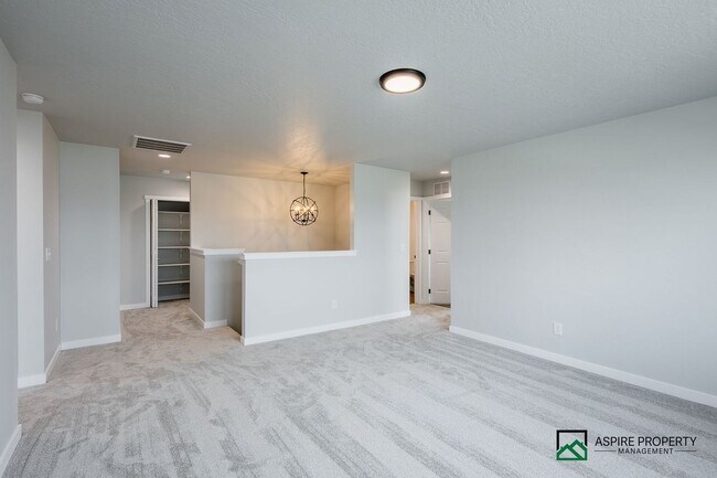 Building Photo - Brand New 5 Bed 3 Bath home 2600sf+ and a 3 car garage