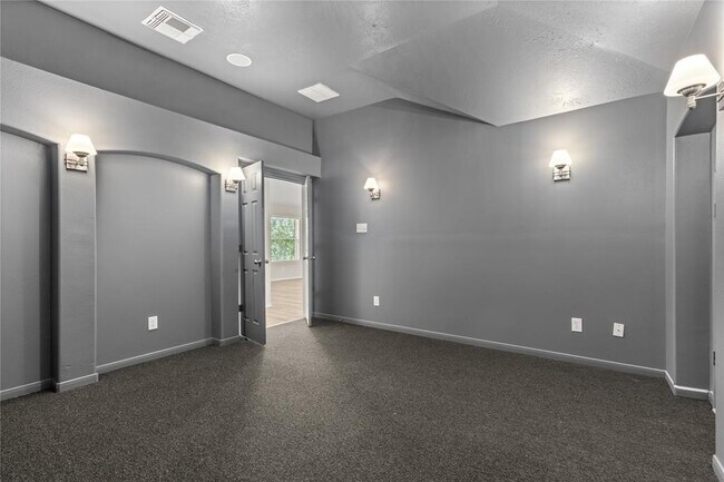 Building Photo - 12838 Winding Manor Dr