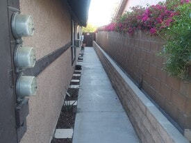 Building Photo - 66555 Buena Vista Ave