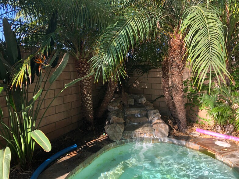 Building Photo - 4845 Carriage Run Dr