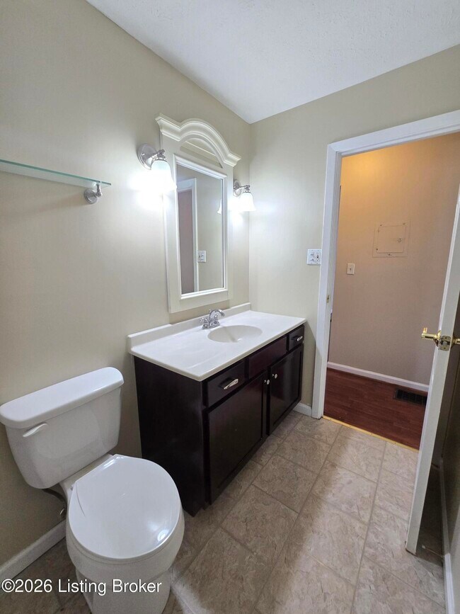 Building Photo - 2831 Goose Creek Rd