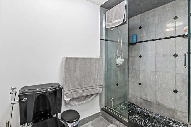 Building Photo - 3507 Village Blvd