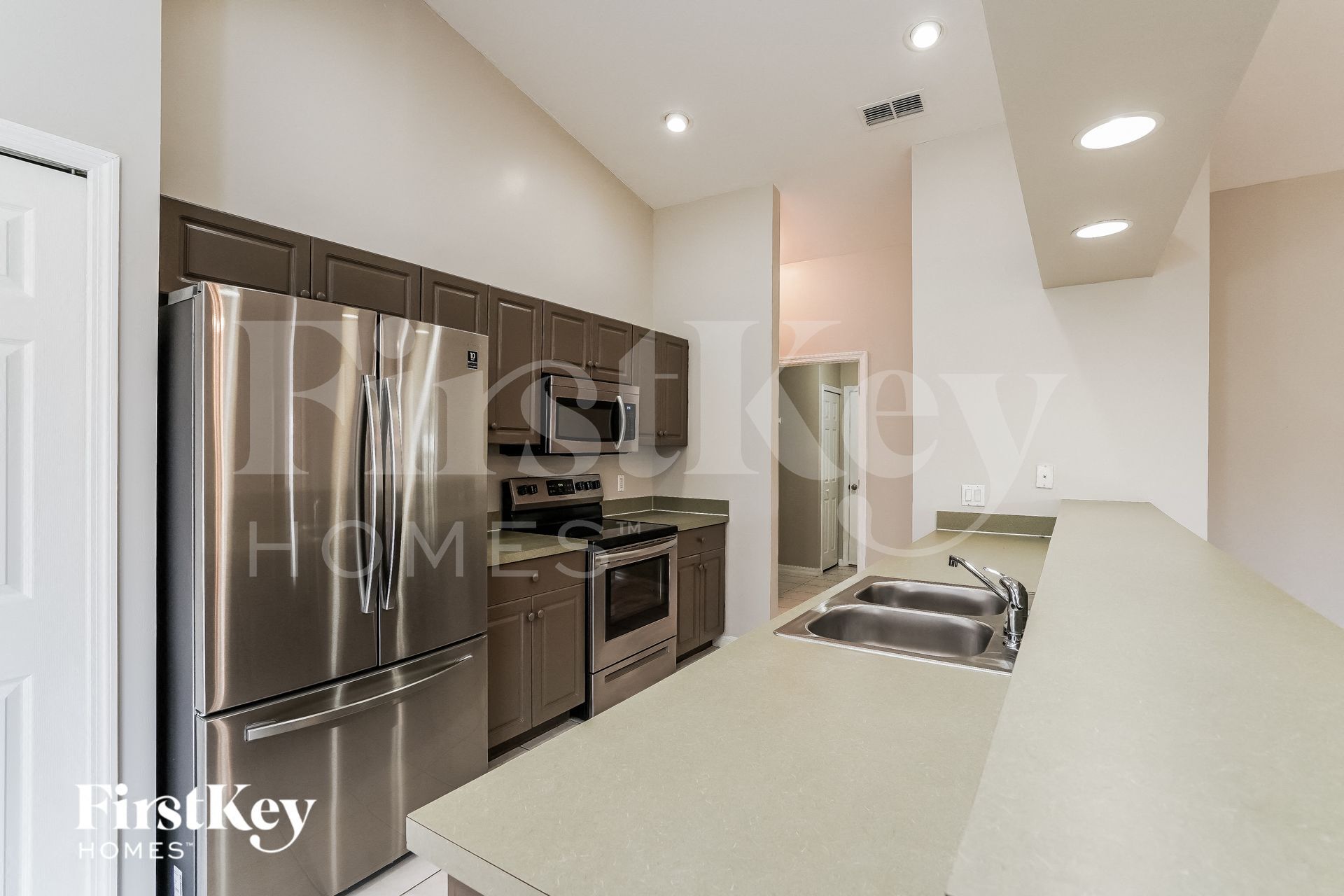 Building Photo - 2915 12th St W